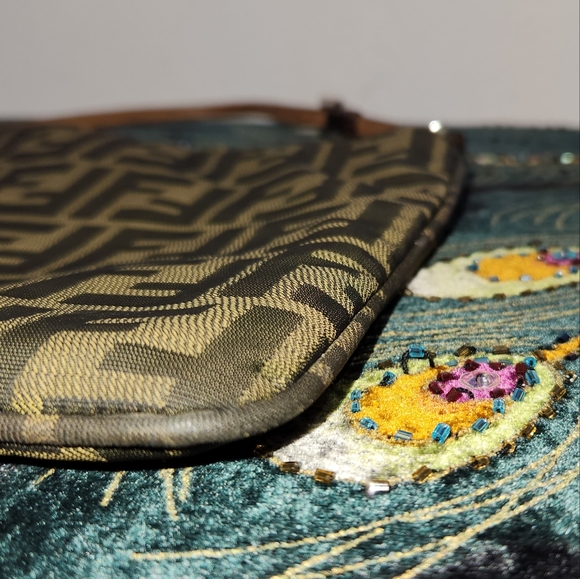 Fendi Bag - Picture 4 of 11